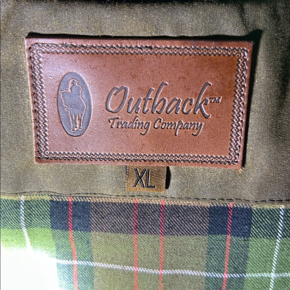 Outback Trading Co. Women’s Quilted Vest - Picture 7 of 10